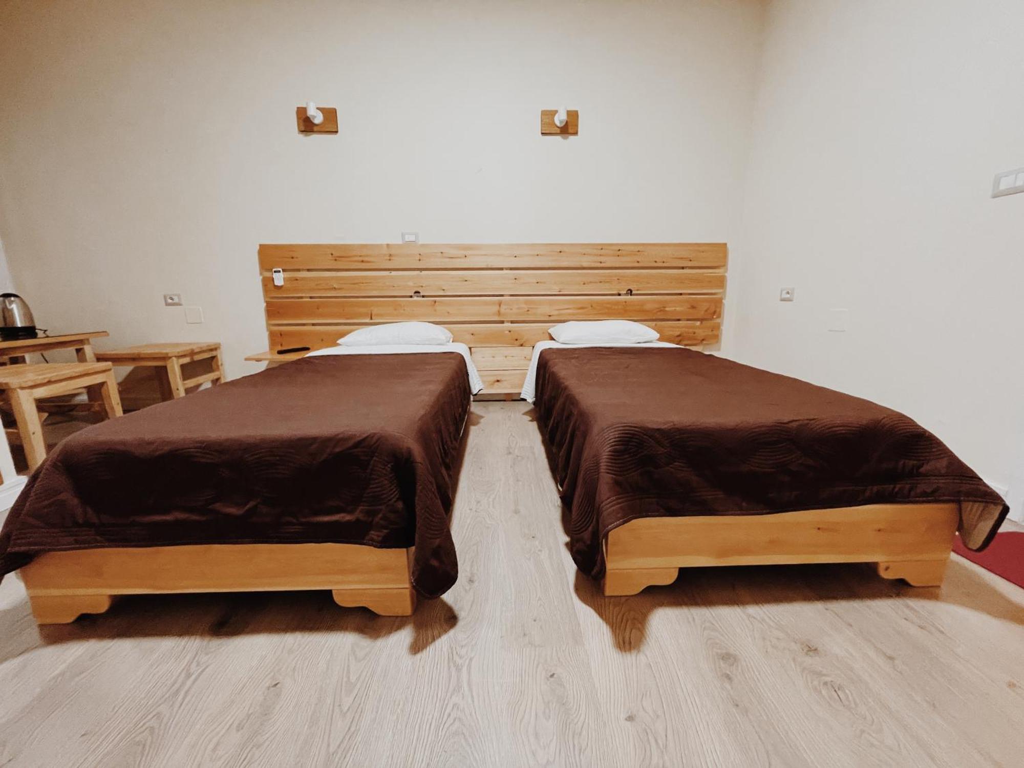 At Pikotiko'S - Korca City Rooms For Rent Exterior photo